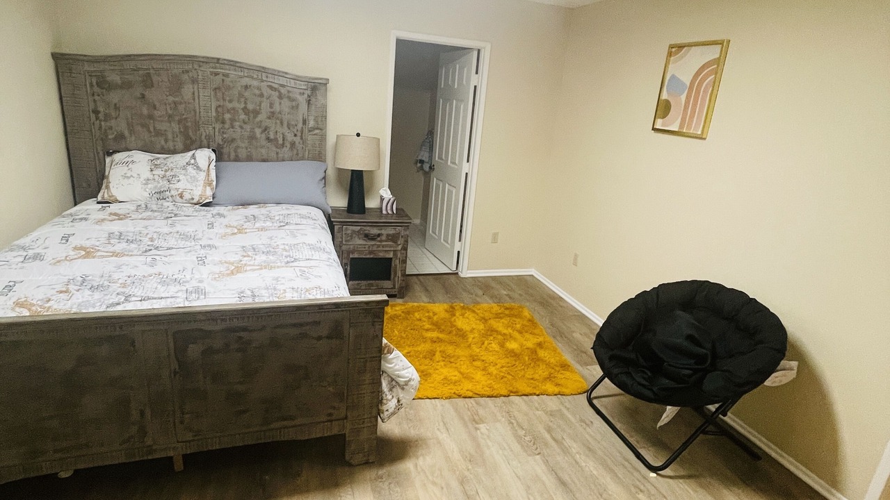 Photo of Bedroom in Victorville