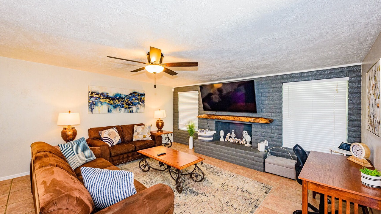 Photo of Livingroom in Hearthstone Hills