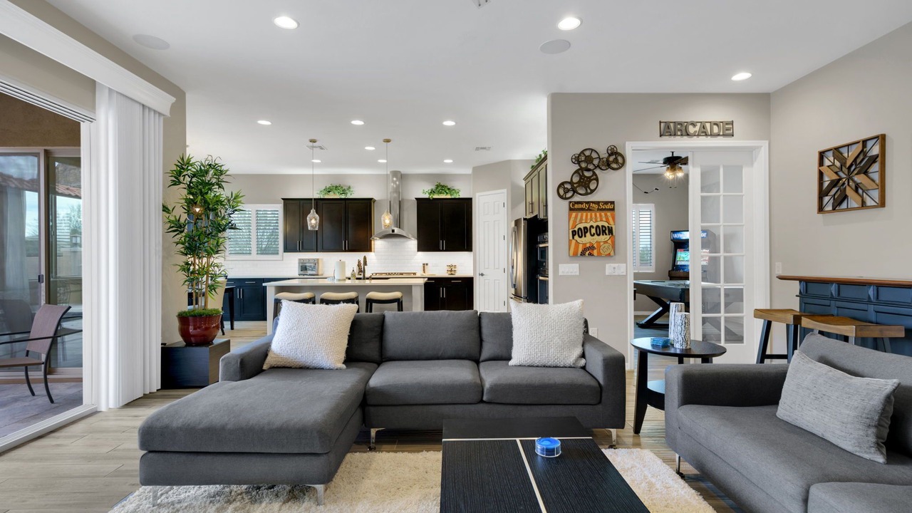 Photo of Livingroom in Starr Ridge