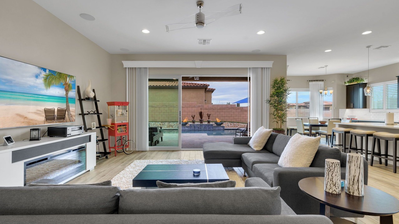 Photo of Livingroom in Starr Ridge