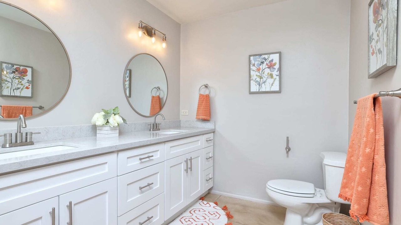 Photo of Bathroom in Bear Canyon
