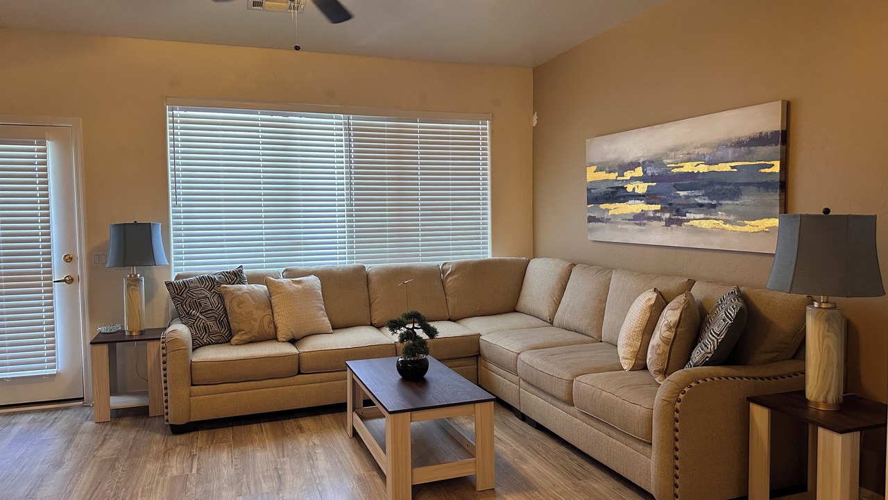 Photo of Livingroom in Central Scottsdale
