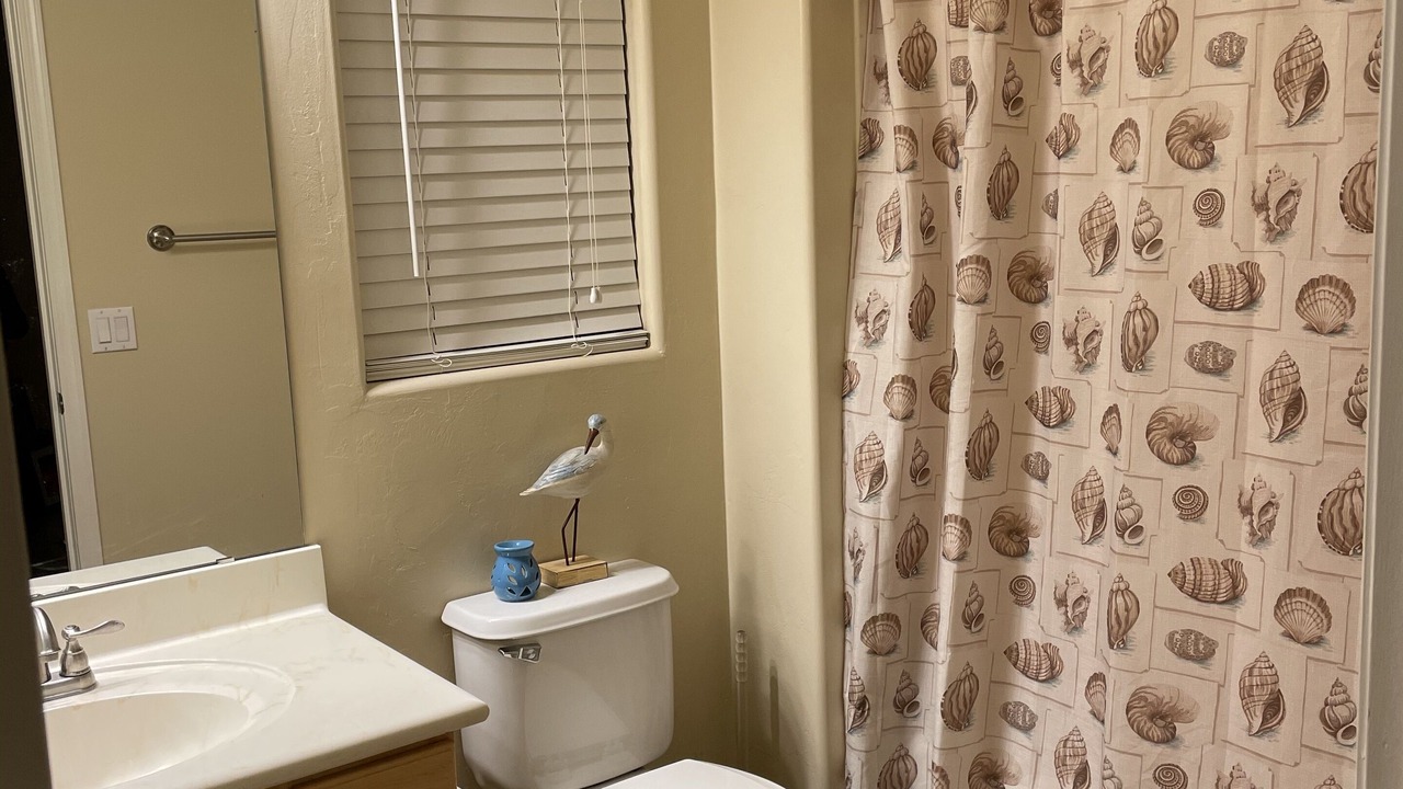 Photo of Bathroom in Palisades Point