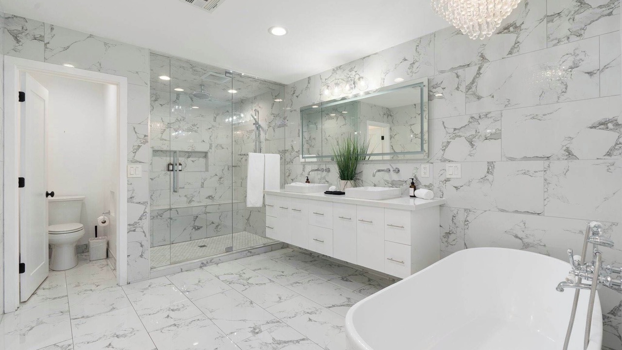 Photo of Bathroom in Paradise Valley Village