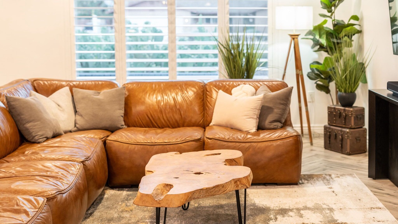 Photo of Livingroom in Paradise Valley Village