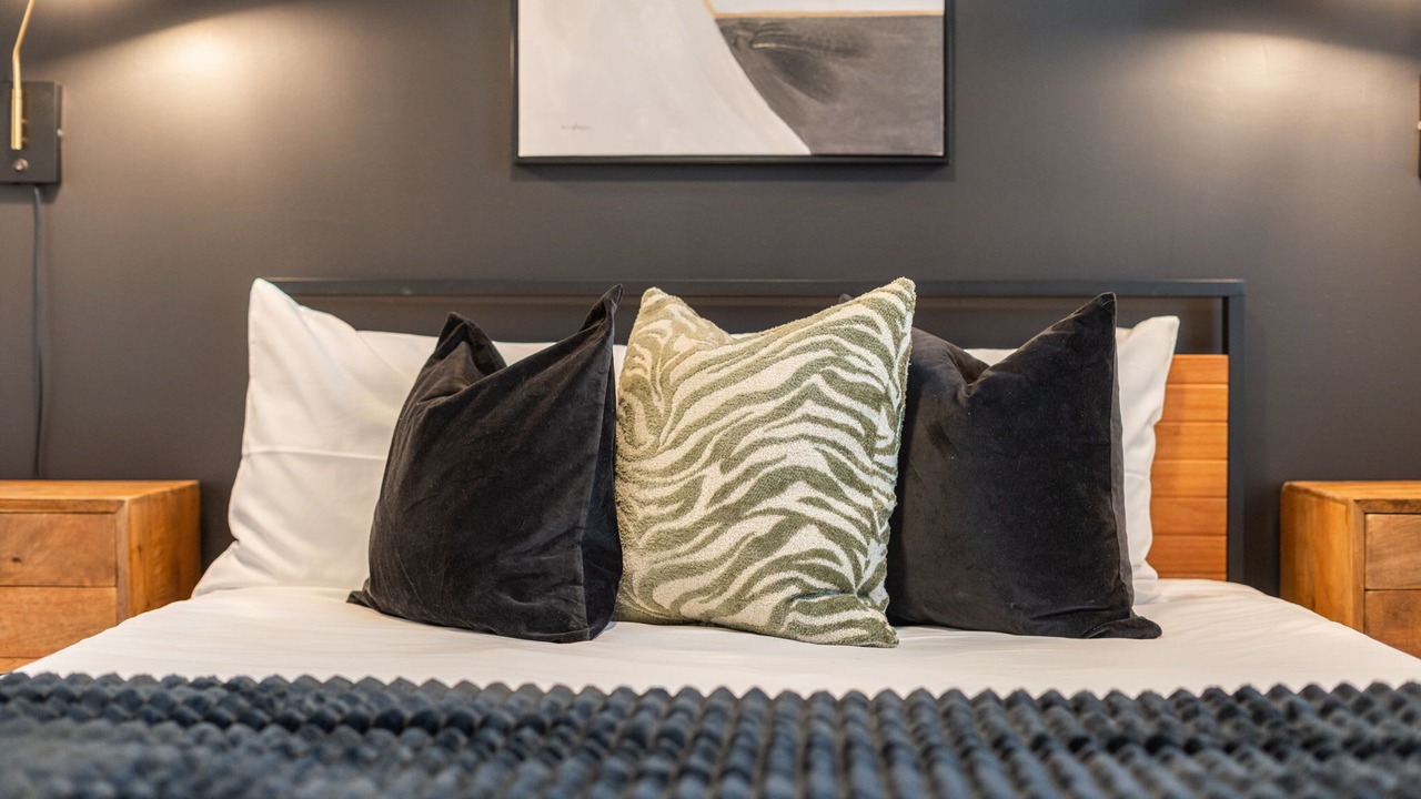 Photo of Bedroom in Paradise Valley Village