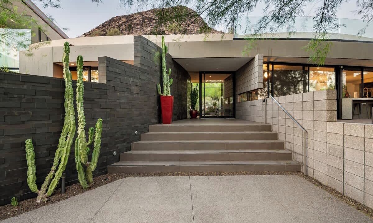 Photo of Patio Balcony in Central Scottsdale