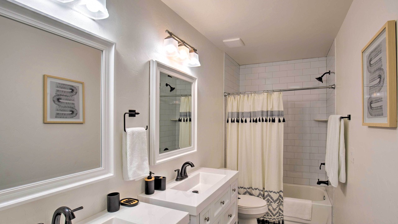 Photo of Bathroom in Tucson
