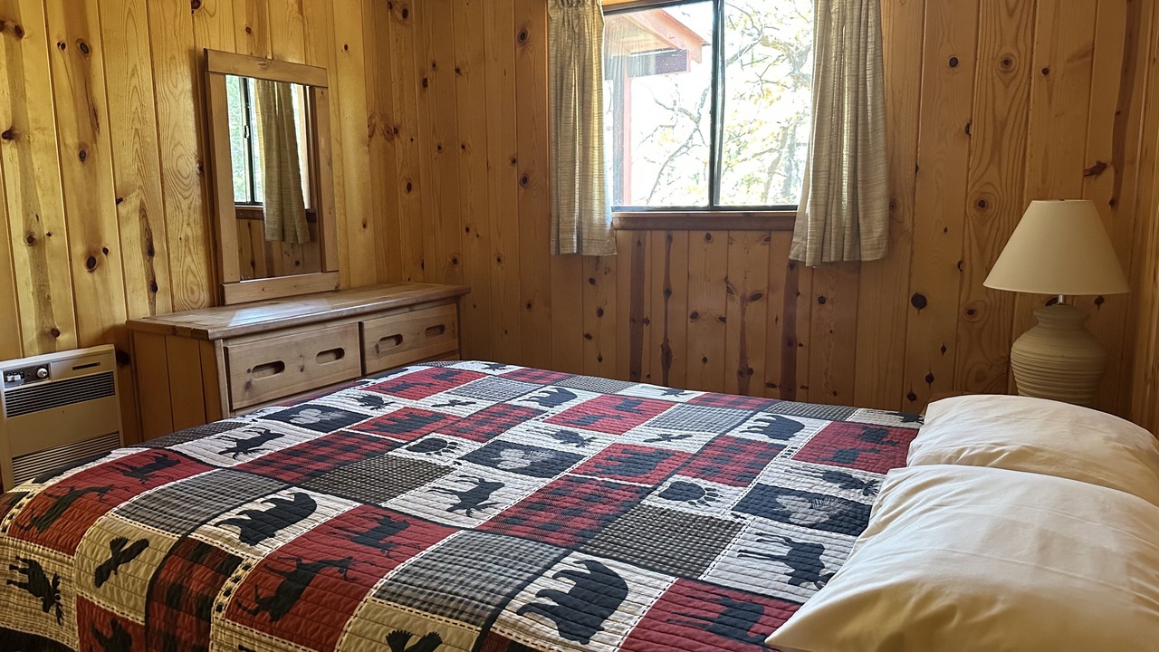 Photo of Bedroom in Pinetop-Lakeside
