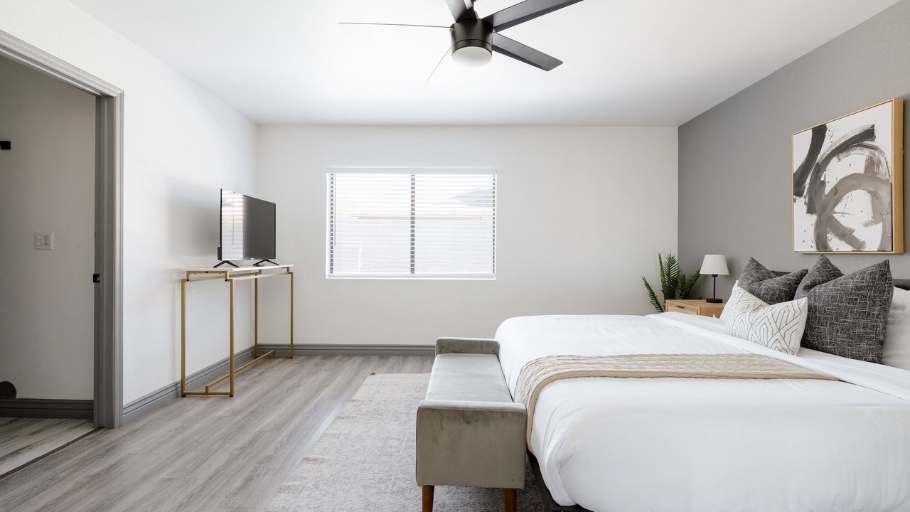 Photo of Bedroom in La Paz At Desert Springs