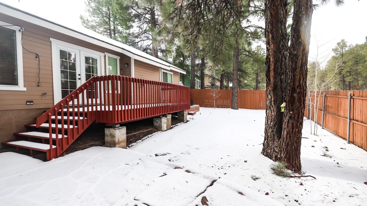 Photo of Patio Balcony in Ponderosa Trails