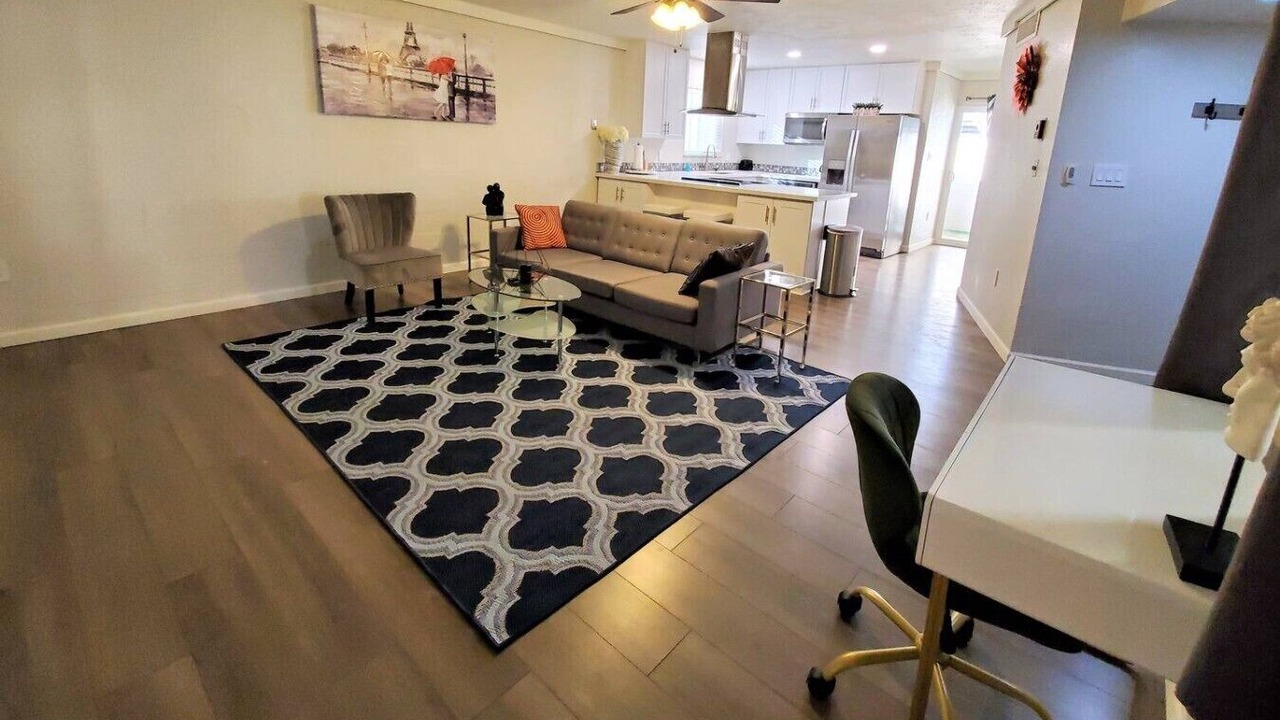 Photo of Livingroom in Camelback East