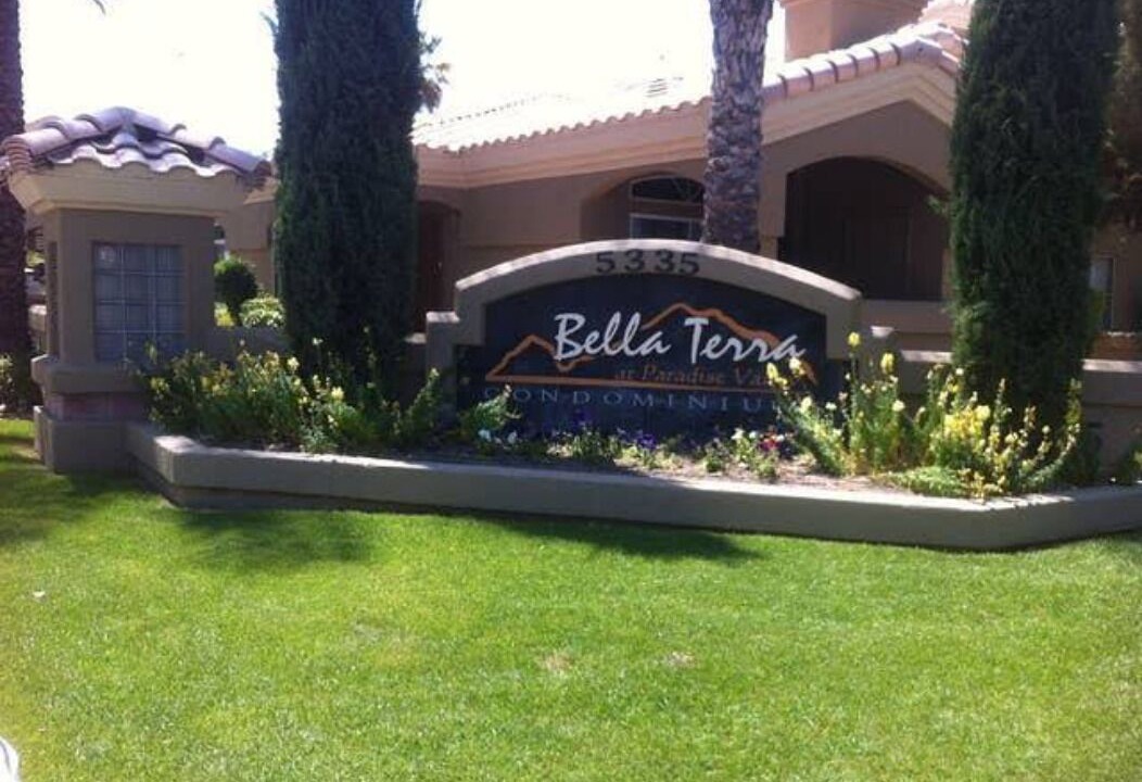 Photo of Outdoor in Paradise Valley Village