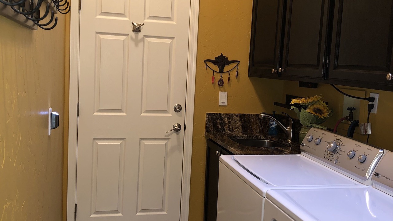 Photo of Bedroom in Carmel Pointe