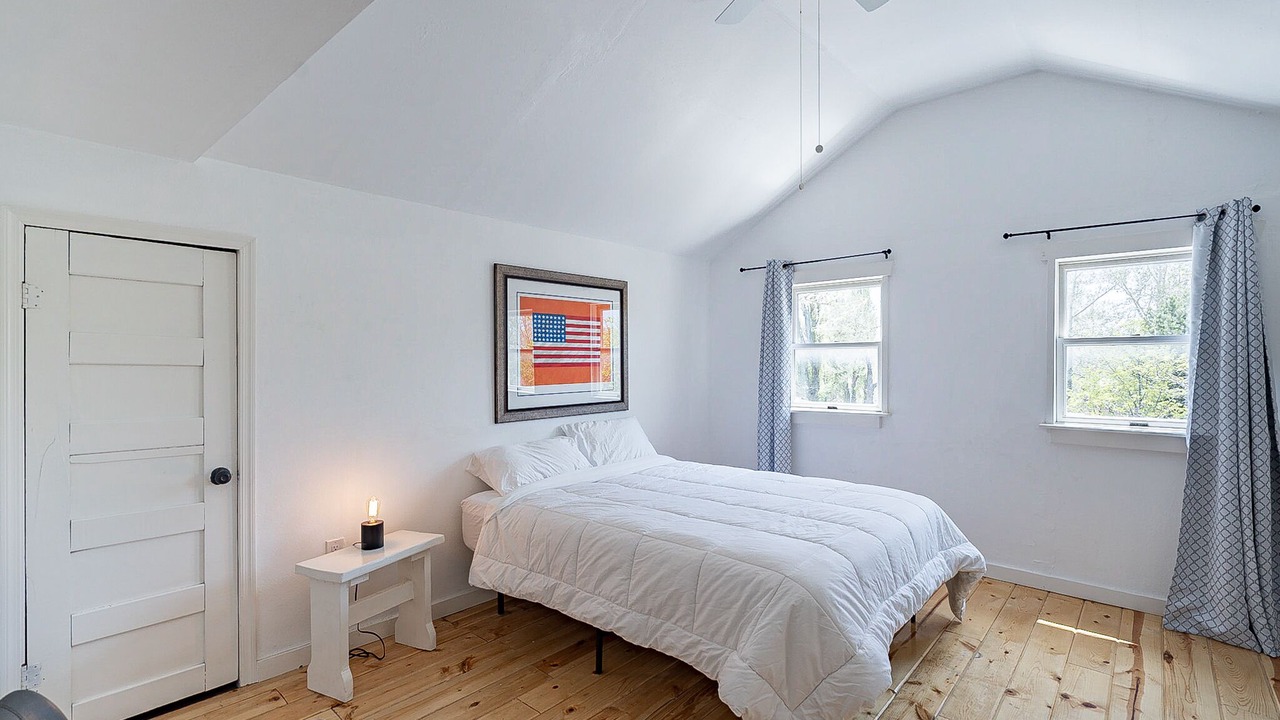 Photo of Bedroom in Southside