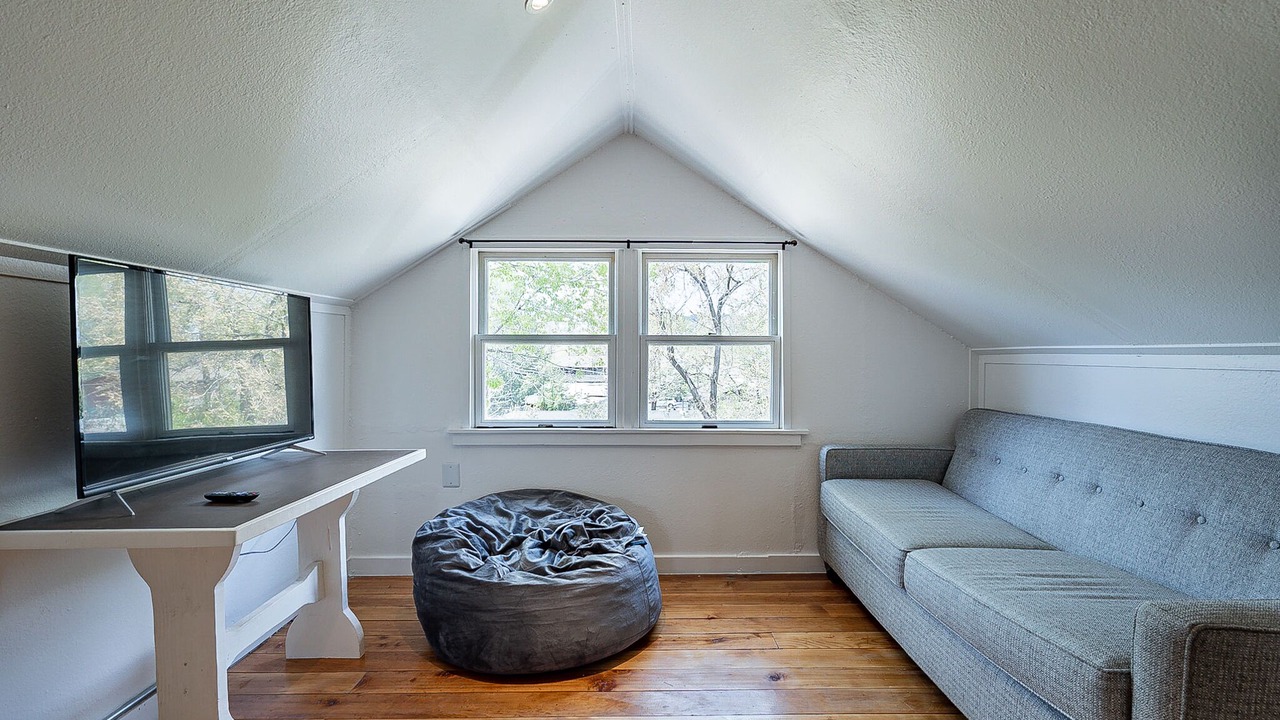 Photo of Livingroom in Southside