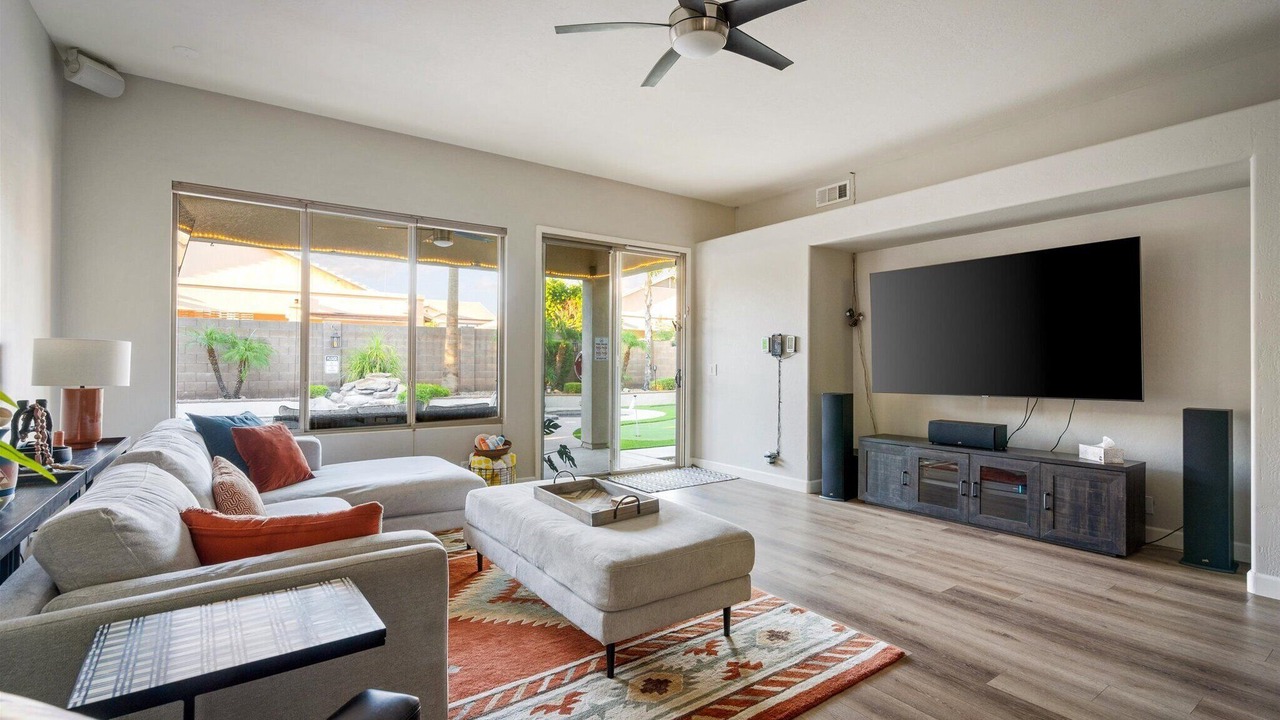 Photo of Livingroom in Fletcher Heights