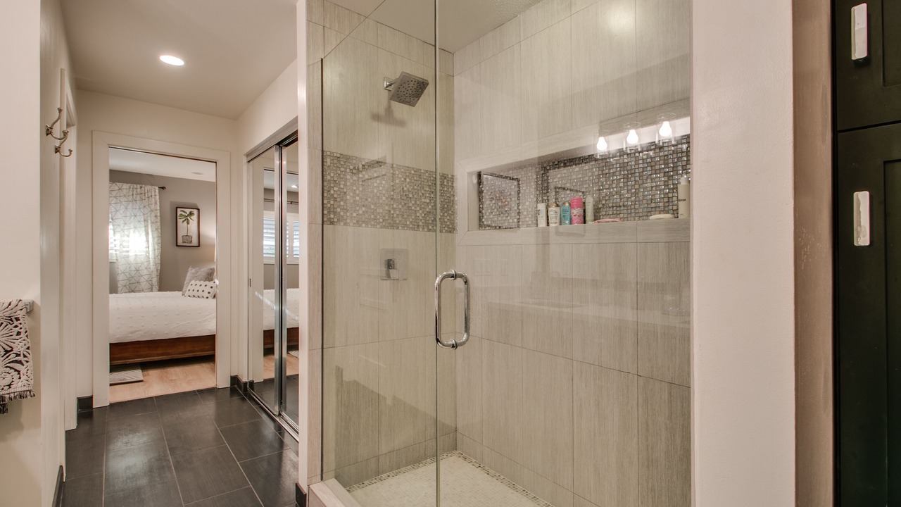 Photo of Bathroom in Sunburst Estates