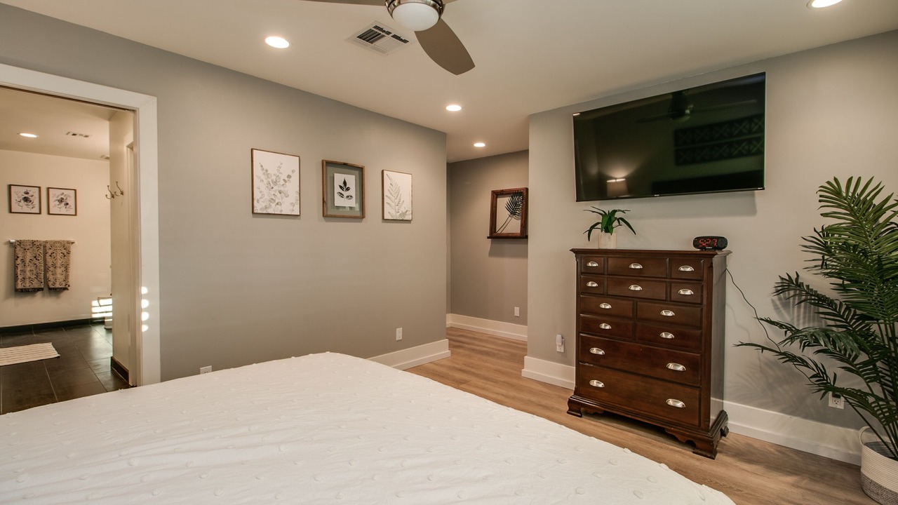 Photo of Bedroom in Sunburst Estates