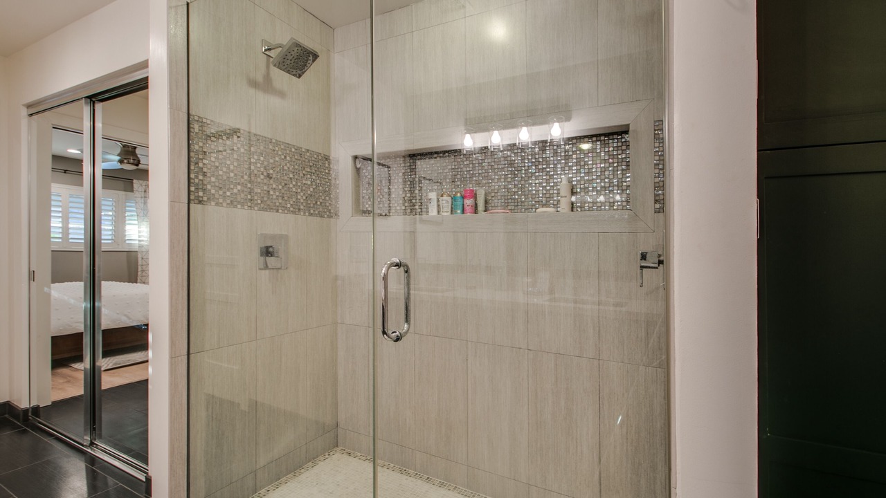 Photo of Bathroom in Sunburst Estates