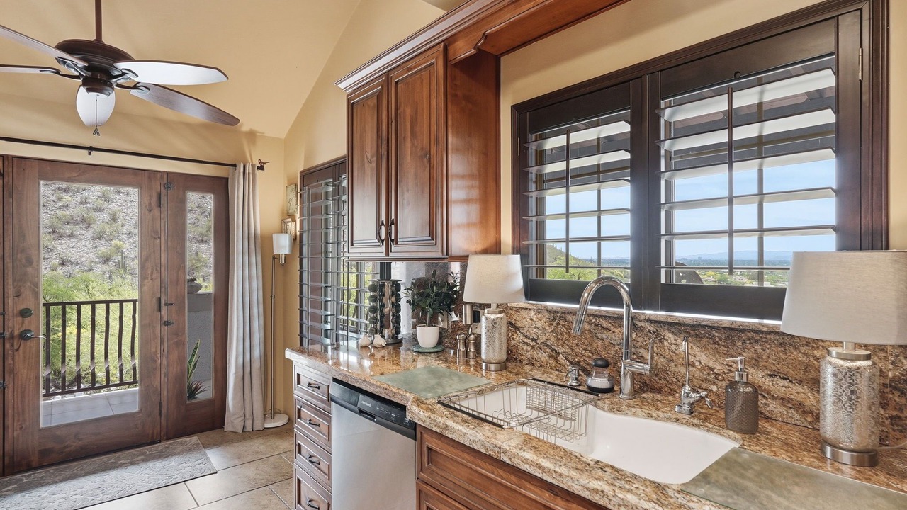 Photo of Kitchen in Summer Set