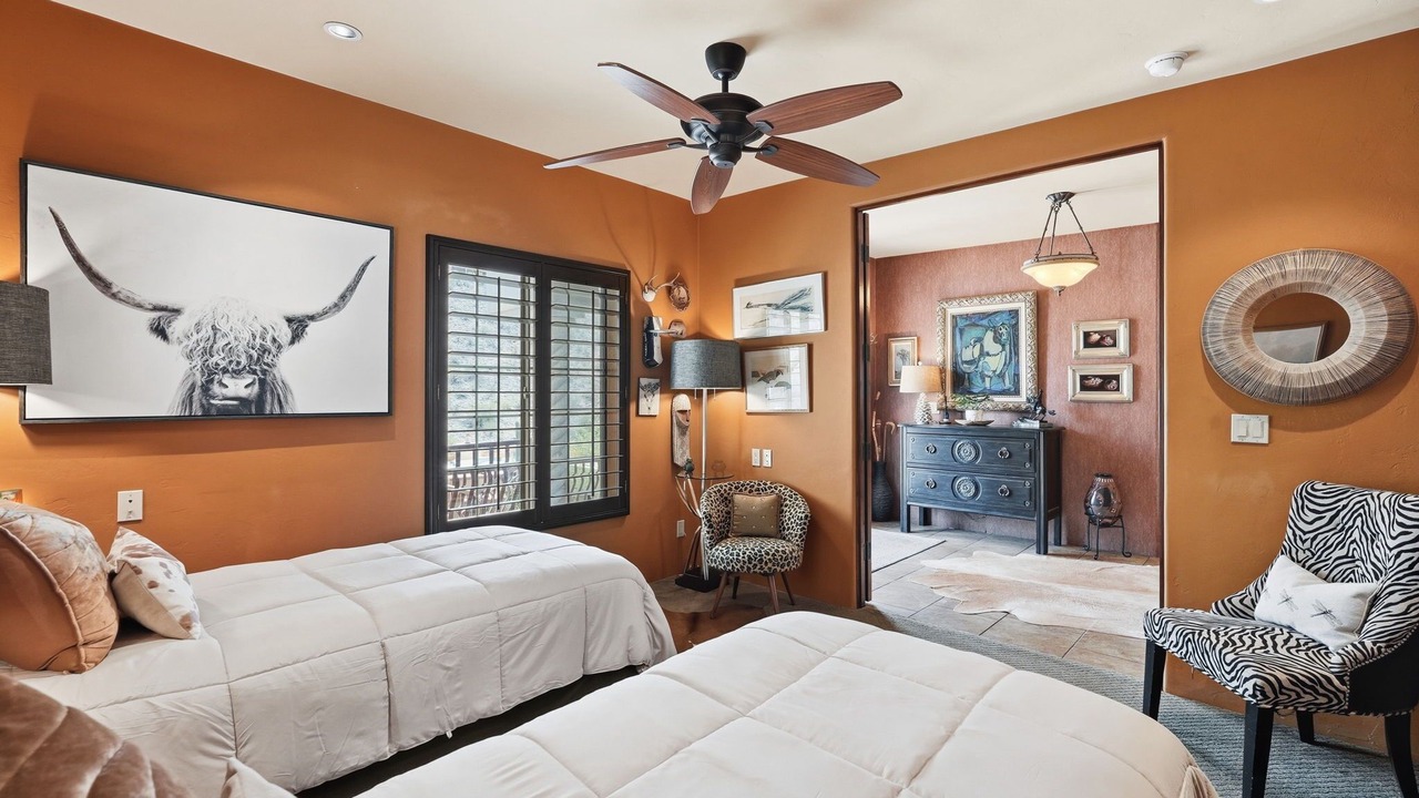 Photo of Bedroom in Summer Set