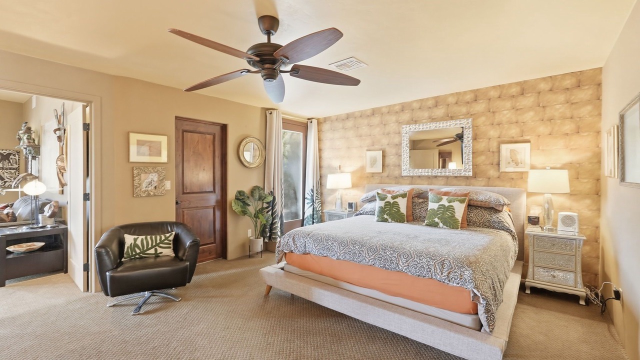 Photo of Bedroom in Summer Set
