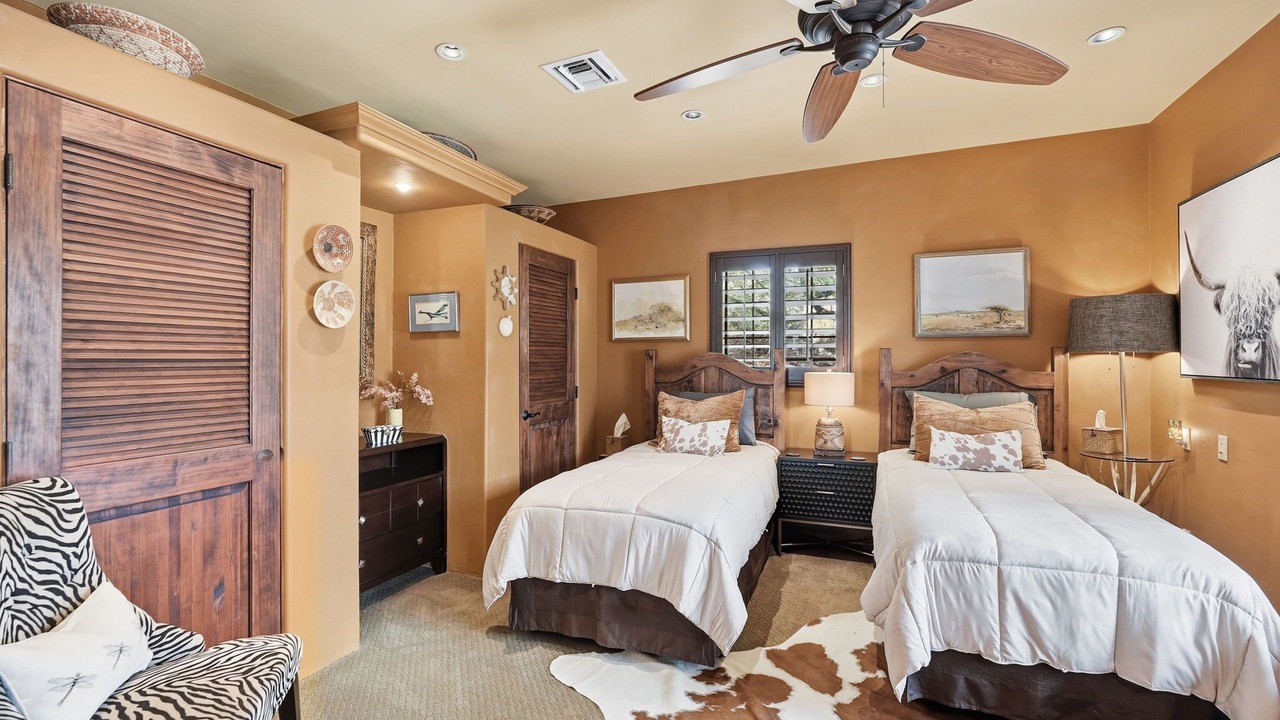 Photo of Bedroom in Summer Set