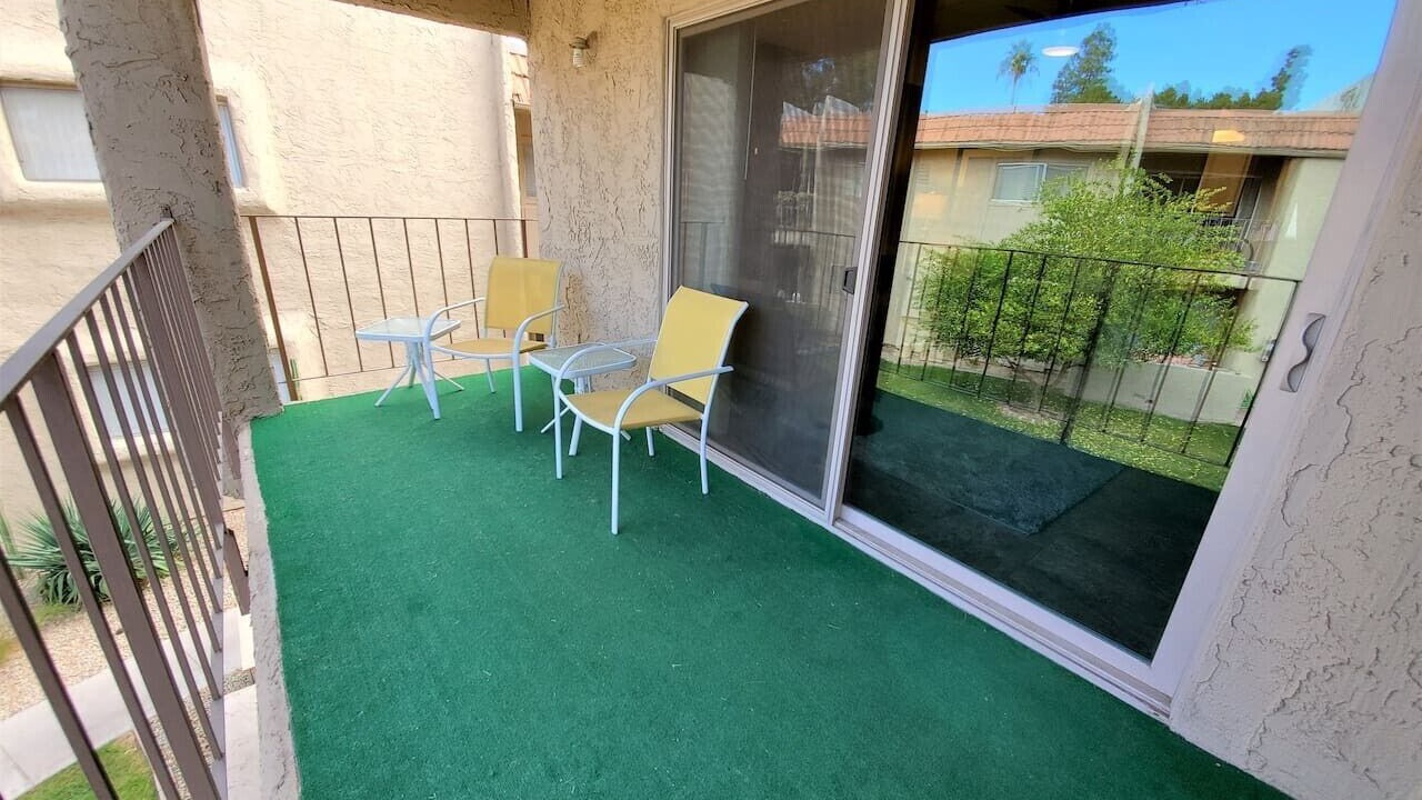 Photo of Outdoor in Winfield Place