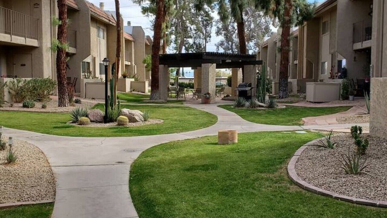 Photo of Outdoor in Winfield Place