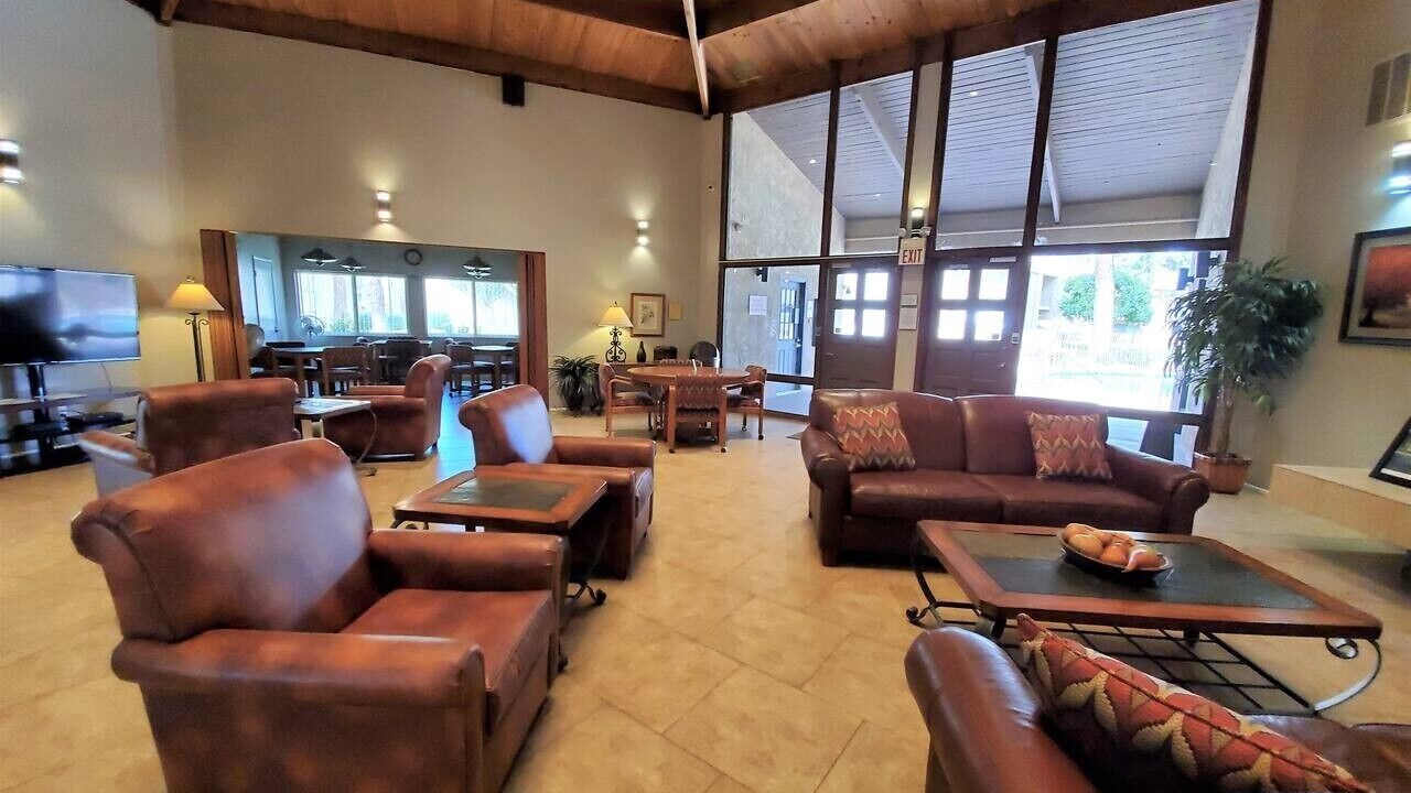 Photo of Livingroom in Winfield Place