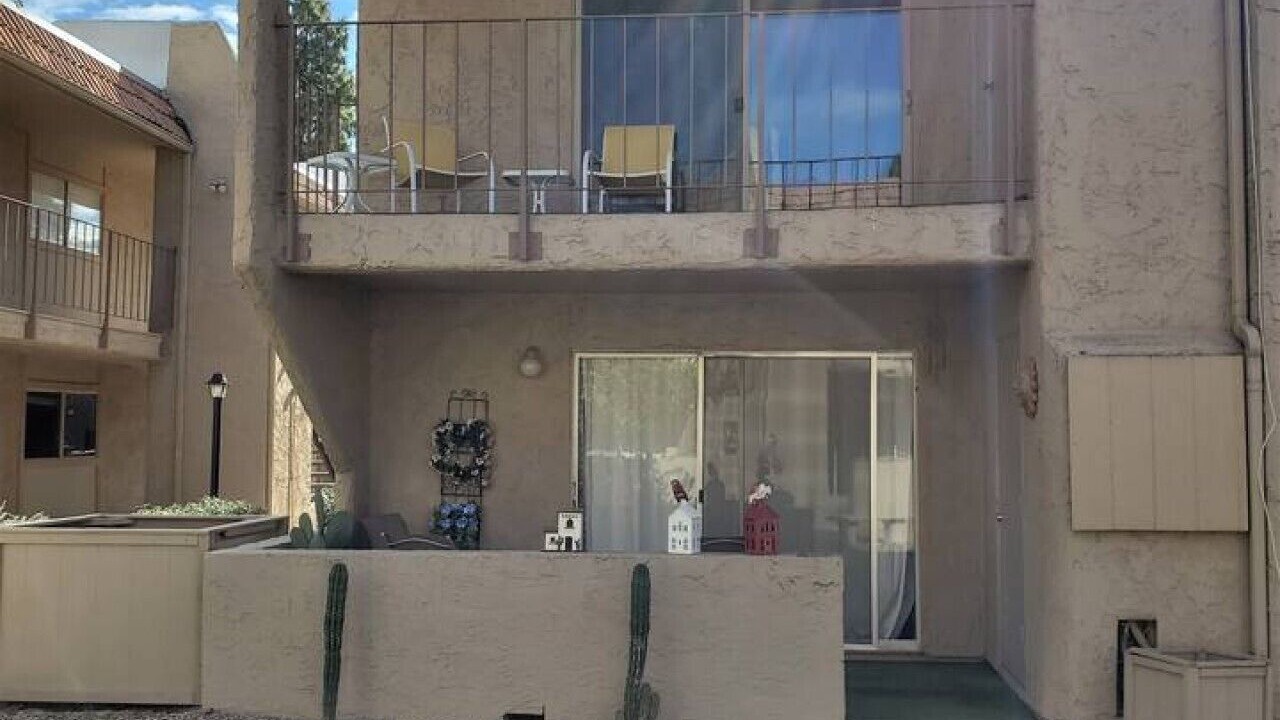 Photo of Outdoor in Winfield Place