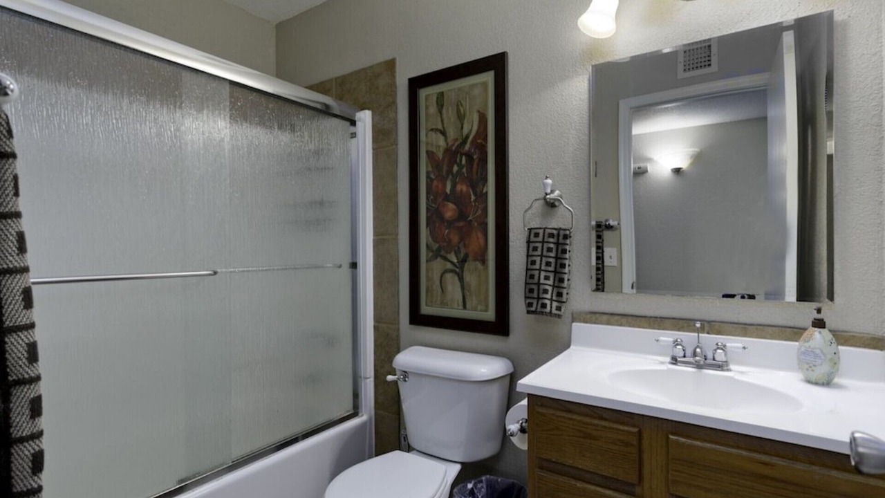 Photo of Bathroom in Lake Havasu City