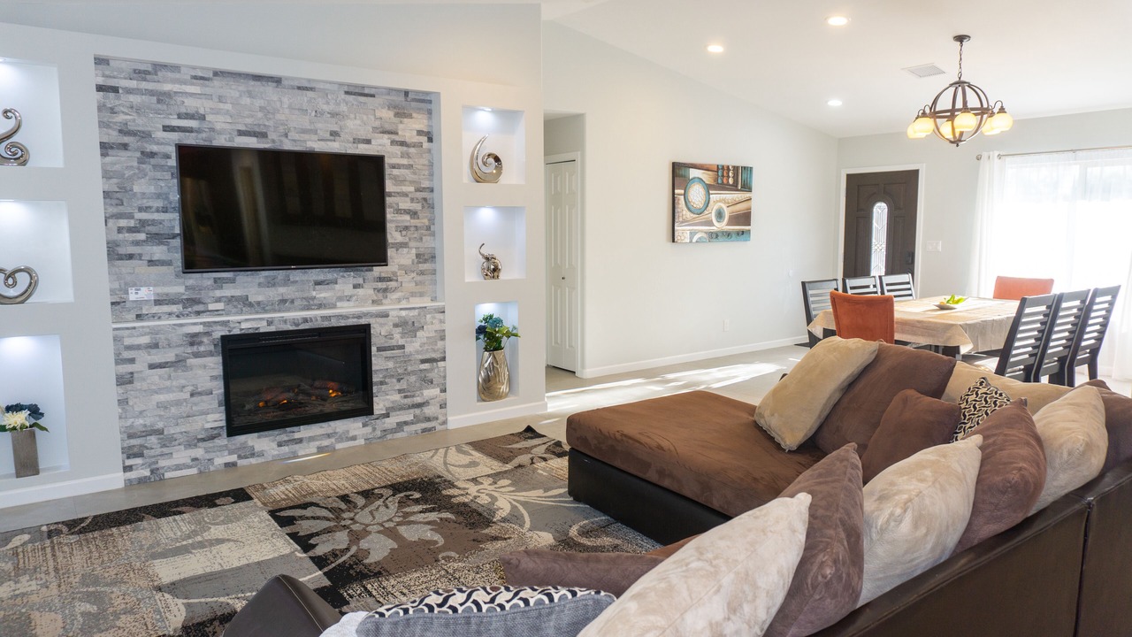 Photo of Livingroom in Covey