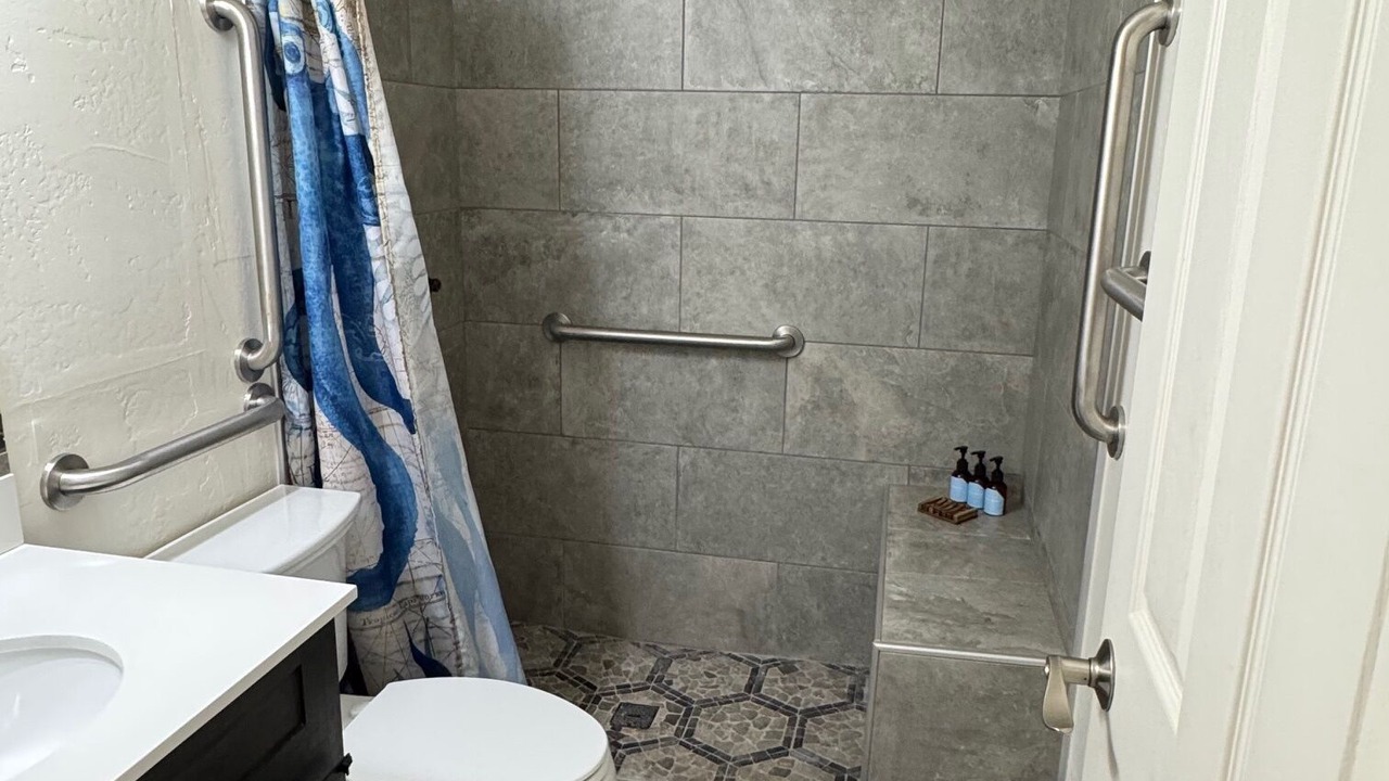 Photo of Bathroom in Eloy