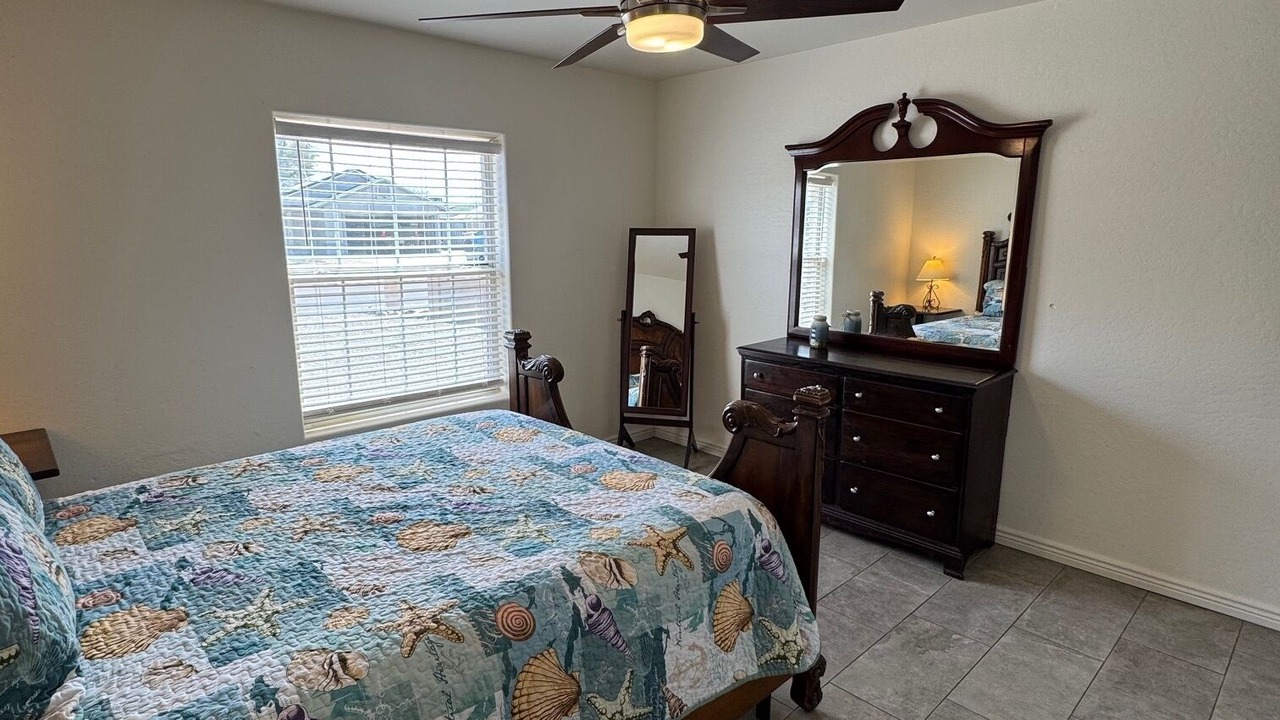 Photo of Bedroom in Eloy