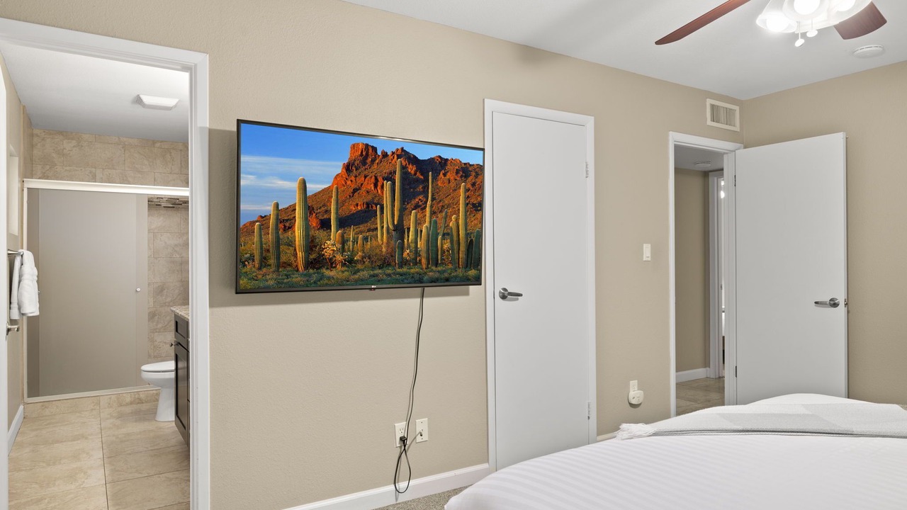 Photo of Bedroom in Paradise Valley Village