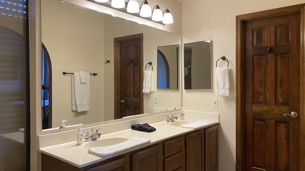 Photo of Bathroom in Copper Creek
