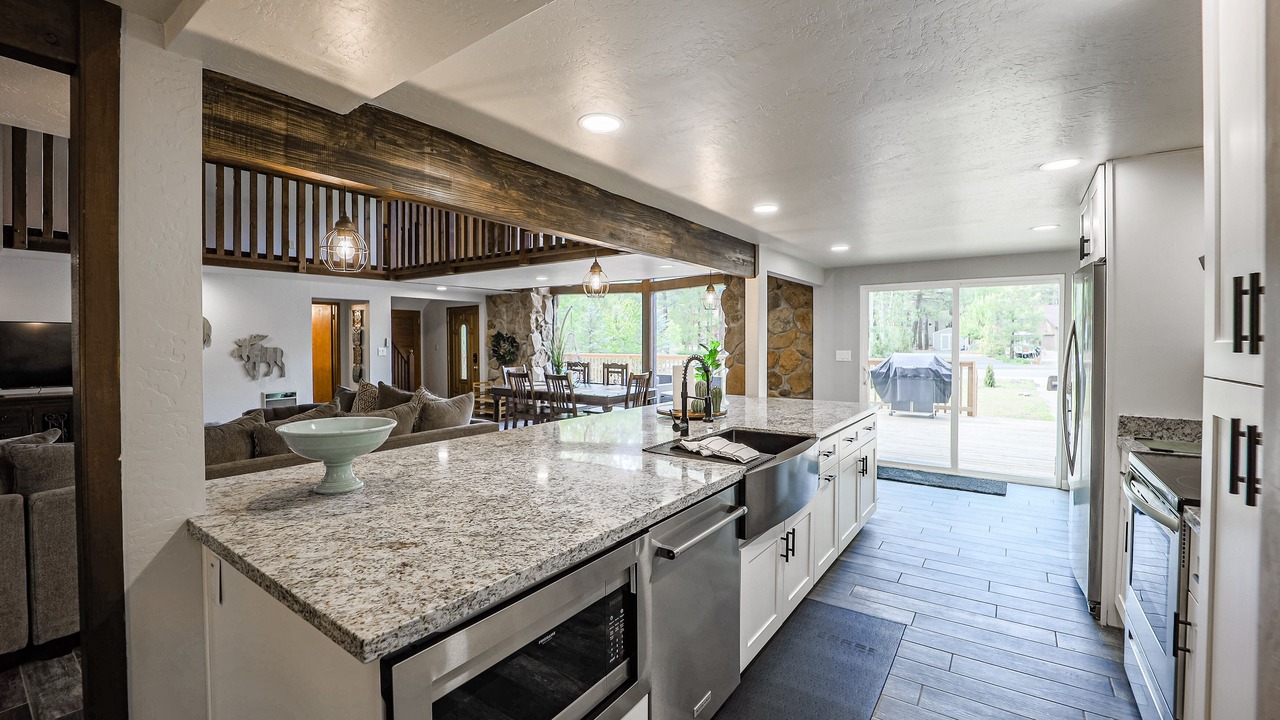 Photo of Kitchen in Munds Park
