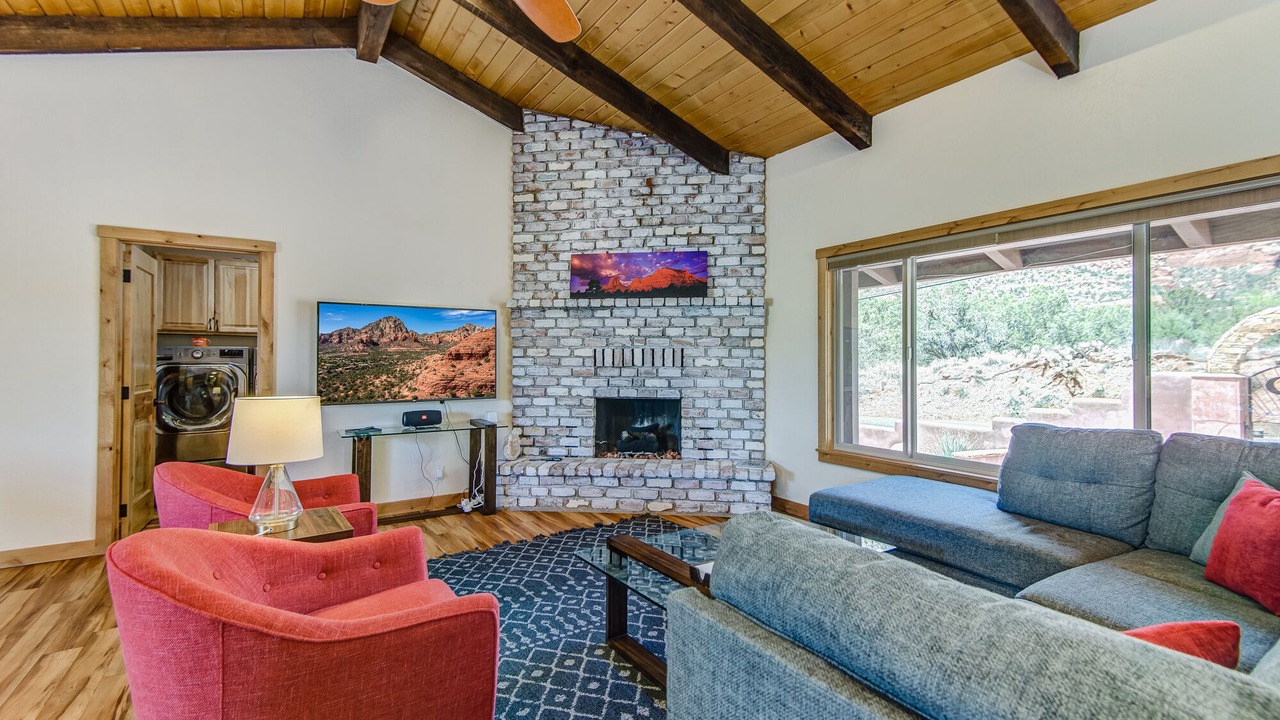 Photo of Livingroom in West Sedona
