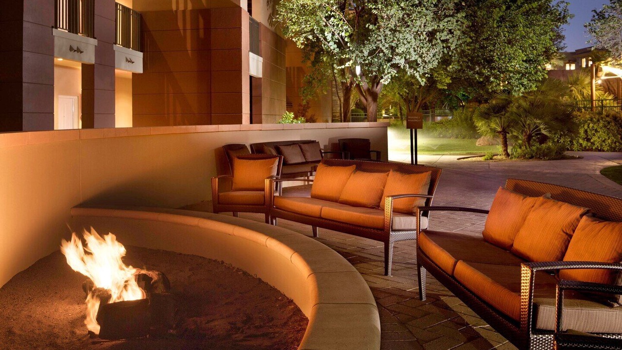 Photo of Outdoor in Paradise Valley Village