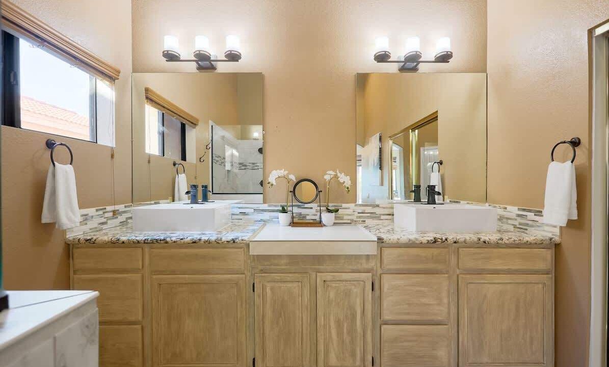 Photo of Bathroom in Paradise Park Vista