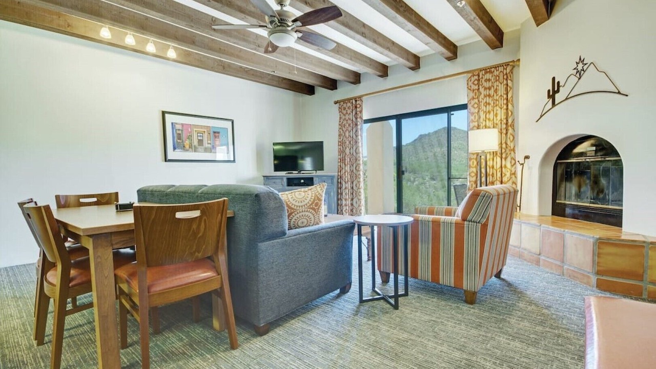 Photo of Livingroom in Starr Pass