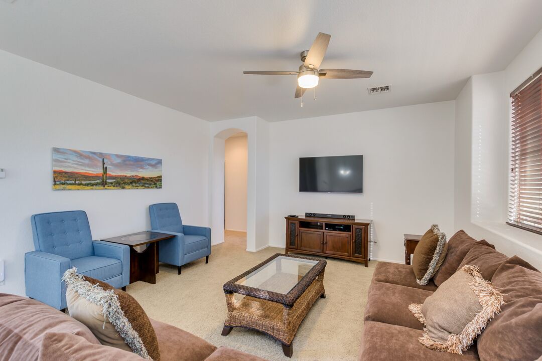 Photo of Livingroom in Rovey Farm Estates