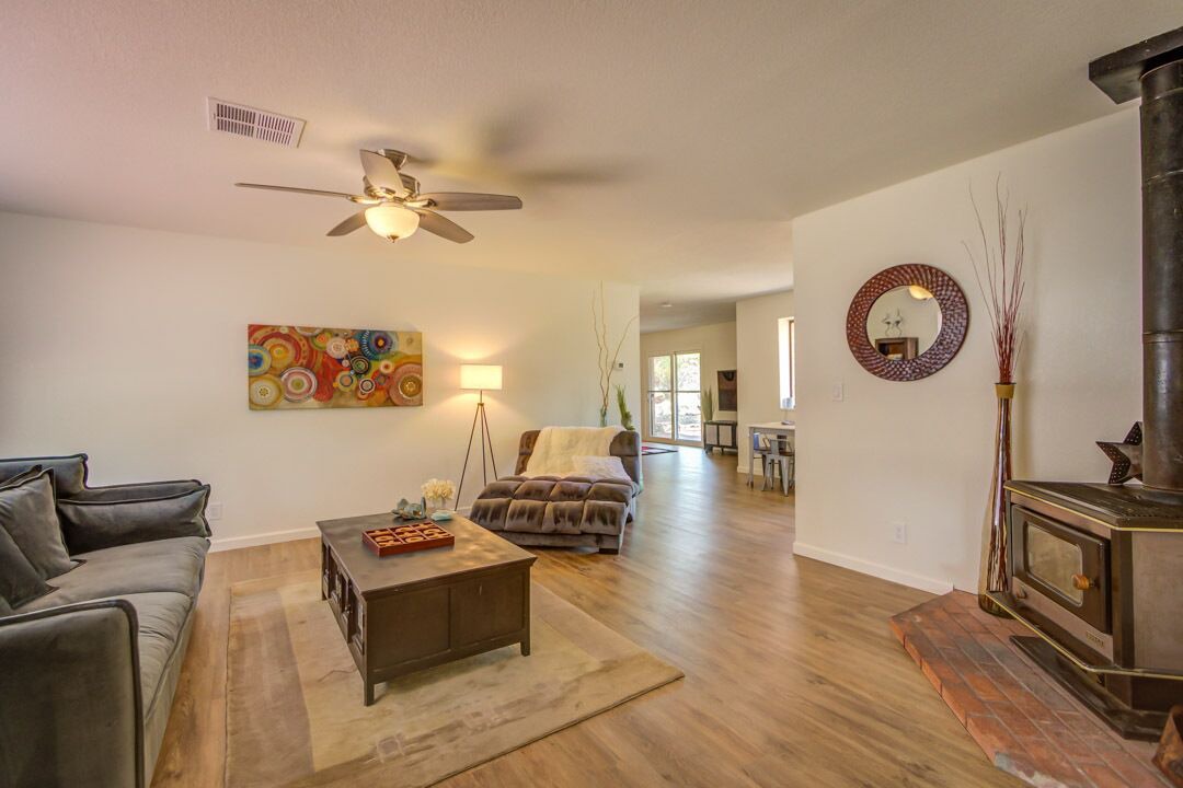 Photo of Livingroom in Oak Creek
