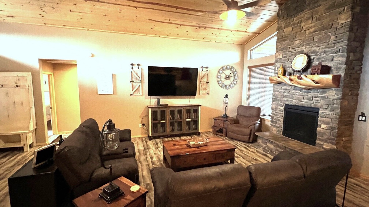 Photo of Livingroom in Show Low