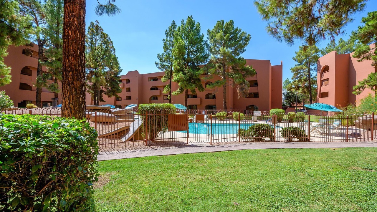 Photo of Others in Paradise Valley Village