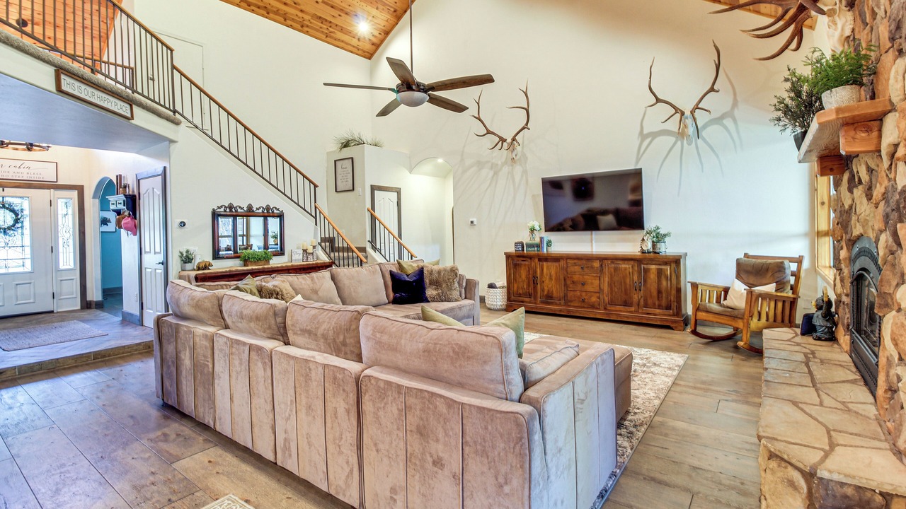 Photo of Bedroom in Pinetop