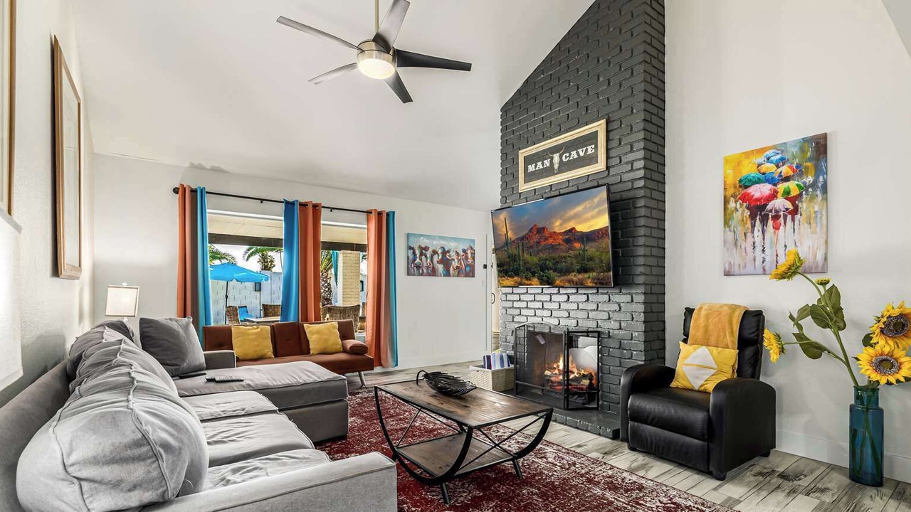 Photo of Livingroom in Covey