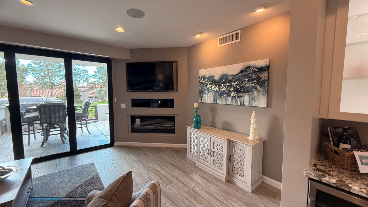 Photo of Livingroom in Camelback East
